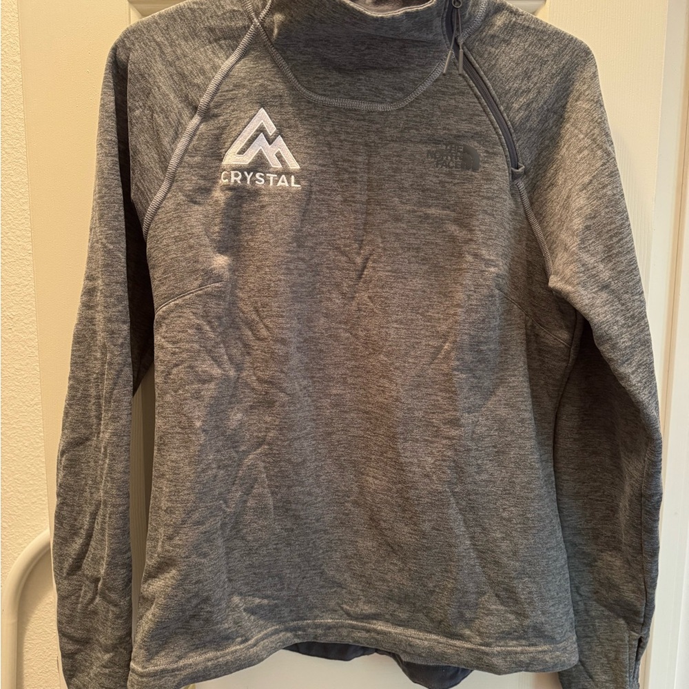 The North Face Women’s Gray Pullover